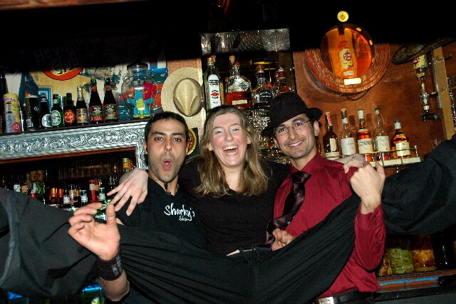 min 2006 02 19 sharkys 104